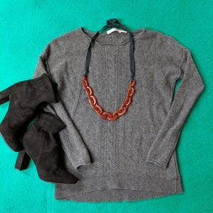 Grey cashmere Oliva and Grace sweater